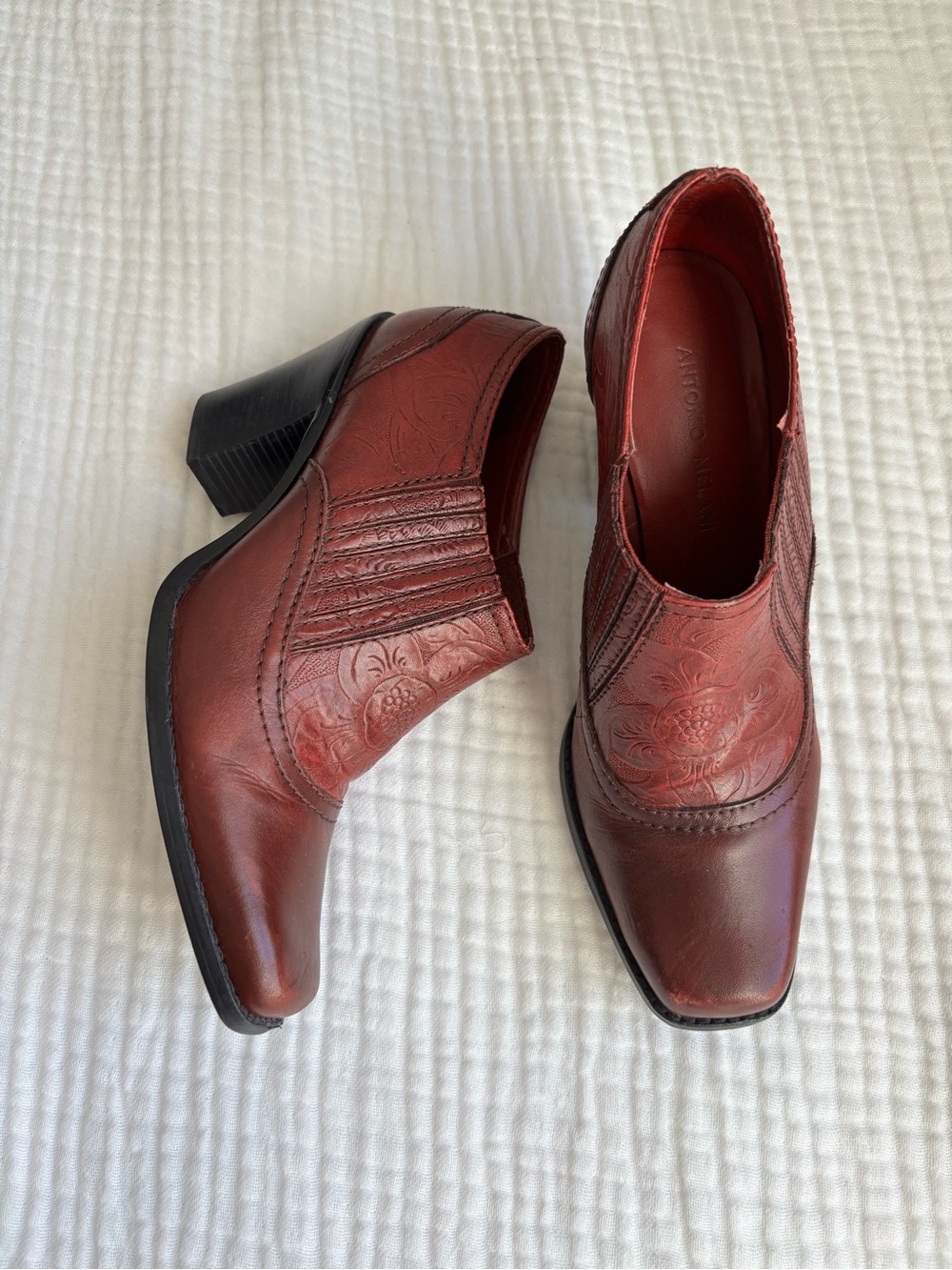 ANTONIO MELANI Burgundy Leather Embossed Block Heel Booties
